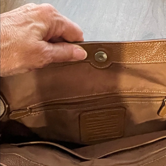 Coach Brown Leather Shoulder Bag - Picture 7 of 13